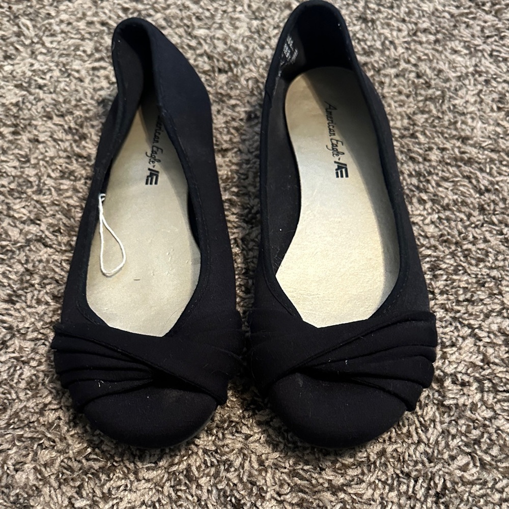 American Eagle Outfitters Women's Elegant Black Loafers size 8.5
